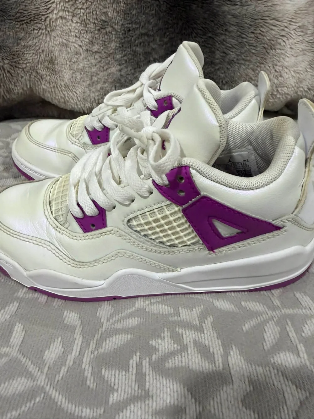 Nike White and Purple Retro Basketball Sneakers